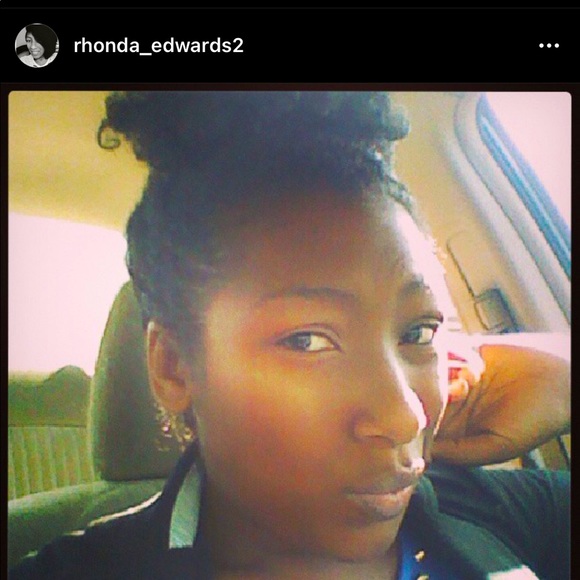 Meet your Posher, Rhonda - Picture 1 of 1